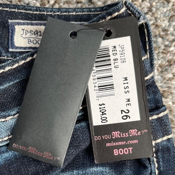 Miss Me Jeans, Rhinestones,  Women's Size 26, New with tags - Picture 9 of 15